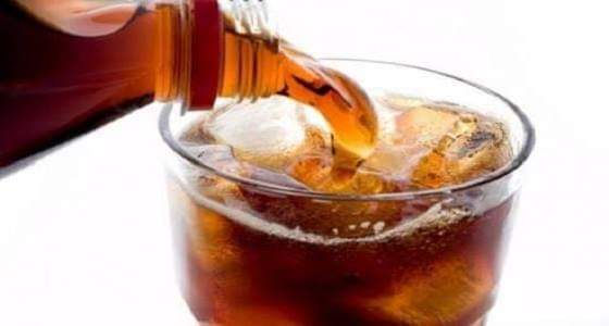 دراسة: المشروبات الغازية تزيد خطر الإصابة بالخرف والسكتة الدماغية