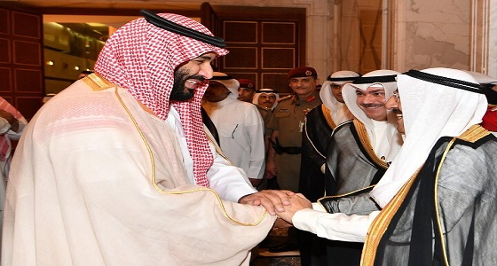 بالفيديو..مأدبة العشاء التي أقامها أمير الكويت لولي العهد