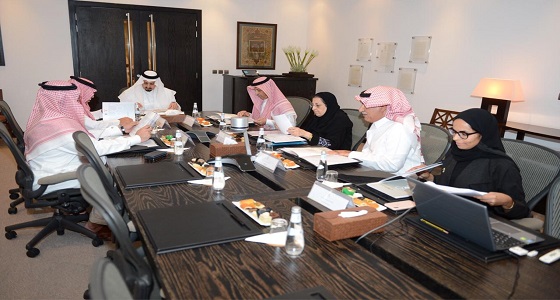 الأمير فيصل بن خالد يترأس اجتماع أعضاء هيئة جائزة الملك خالد