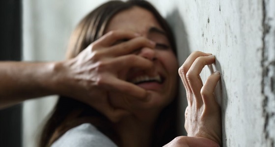 ضبط آسيوي اغتصب زوجة صهره في زيارة عائلية