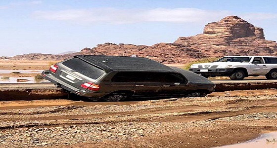 مطالبات بإصلاح طريق بجده تبوك المتهالك‎