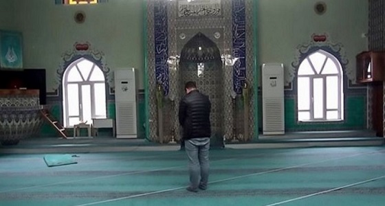إمام مسجد يكشف أنّهم يصلون في الاتجاه الخاطئ طيلة 34 عاما
