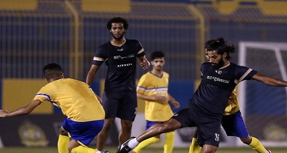 البطاقة الصفراء تهدد ثنائي النصر بالإيقاف