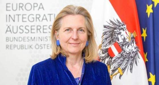 وزيرة خارجية النمسا تكذب إدعاءات قطر بشأن إغلاق مركز الملك عبد الله العالمي