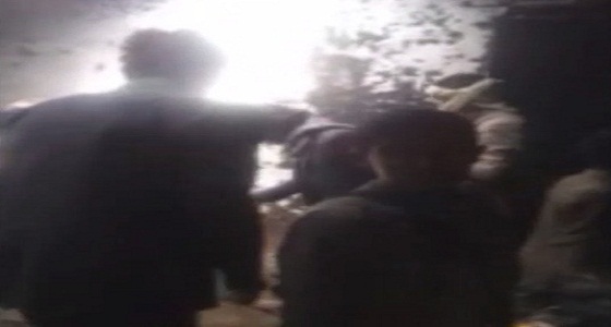 بالفيديو.. ميليشيا الحوثي تنسف مسجد بذمار عقب رفض الأهالى لخطيبهم