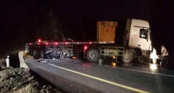 وفاة 4 من عائلة واحدة إثر حادث تصادم بطريق ” بيشة العلايا “