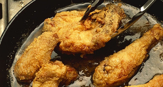 5 طرق بسيطة للتخلص من رائحة القلي في المنزل