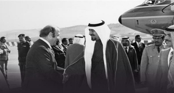 صورة نادرة لزيارة الملك خالد للأردن قبل 43 عامًا