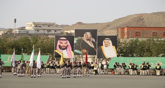 الأمير ” خالد بن فيصل ” يشهد تخرج دفعة  الفرد الأساسي  الجديدة للسجون