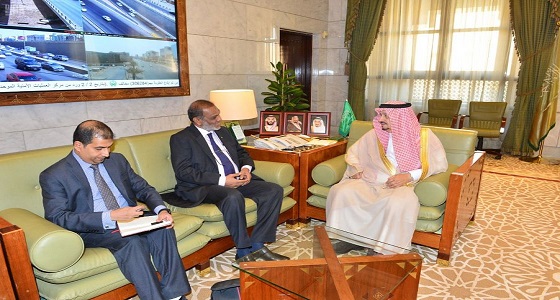 أمير منطقة الرياض يستقبل سفير جمهورية سيرلانكا لدى المملكة