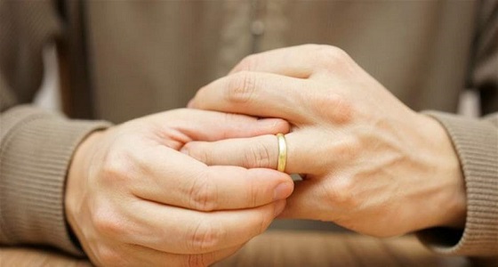 خبيرة تكشف سر خيانة الرجال لزوجاتهم