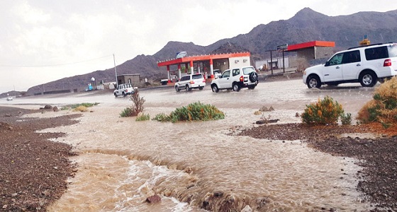 أمطار غزيرة على مركز الهجمية بمحافظة أملج