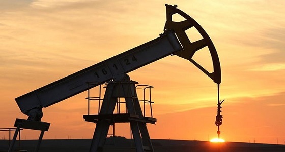 أسعار النفط ترتفع قبل سريان عقوبات على إيران