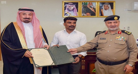 بالفيديو.. أمير نجران يكرّم مقيما أنقذ آخر من الانتحار