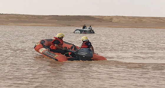 بالفيديو والصور..  إنقاذ 2157 شخصا جراء الأمطار والسيول في عدد من مناطق المملكة