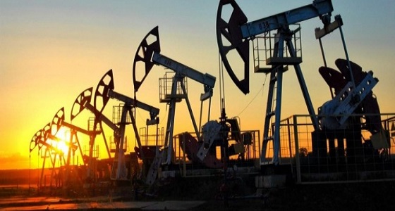 النفط يقفز 2 % وسط تنامي التوقعات بخفض إمدادات &#8221; أوبك &#8220;