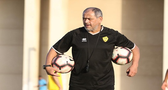 رسمياً.. إقالة فرانسيسكو أرسي من تدريب أحد