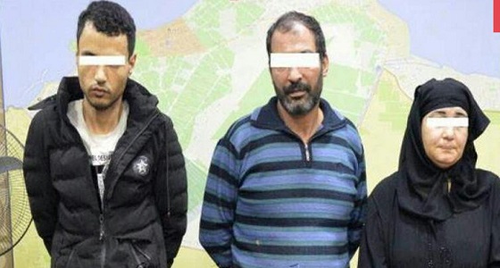 أم تترك طفلها مع البواب فيبيعه على ” فيسبوك “.. والمبرر صادم