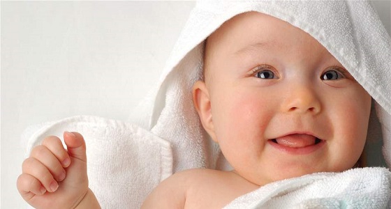 دراسة جديدة تكشف طريقة اختلاف ابتسامة الأطفال الرضع عن الكبار