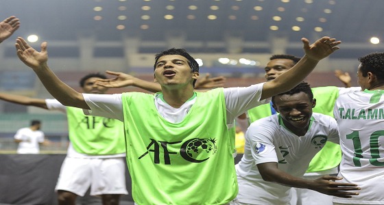 الاتحاد الآسيوي لكرة القدم يسلط الضوء على تأهل الأخضر الشاب لنهائي كأس آسيا