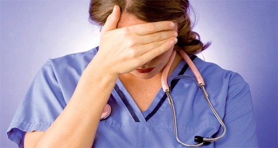 انتشار صور فاضحة لممرضين في وضعيات لا أخلاقية بأحد المستشفيات