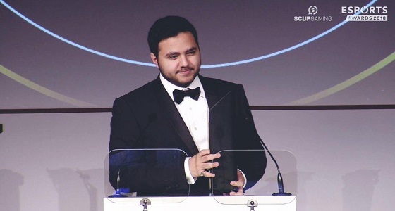 مساعد الدوسري يحصد جائزة أفضل لاعب في العالم للرياضات الإلكترونية