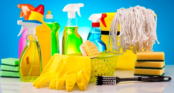 3 مكونات في المنزل تغنيكِ عن شراء المنظفات
