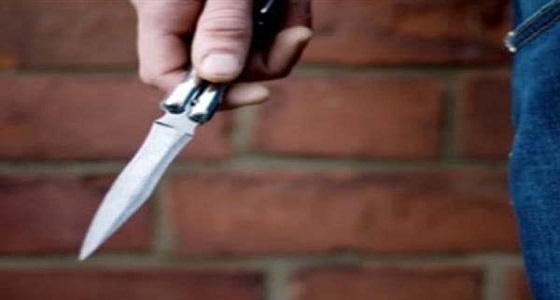 تحرش ينتهي بطعن