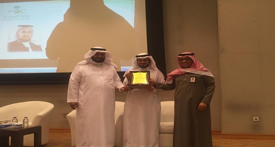 ملتقى ” داعم ” يوصي بتطوير مهارات منسوبي التوعية الدينية في دعم المرضى روحيا