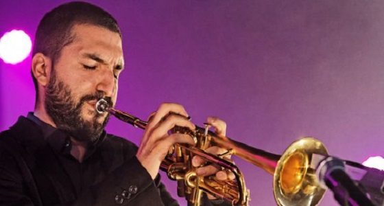 تعليق موسيقي لبناني شهير بعد اتهامه بالاعتداء الجنسي على قاصر