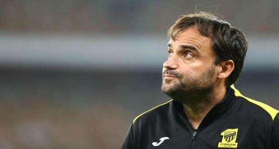 مدرب الاتحاد السابق على رأس المرشحين لتدريب أحد