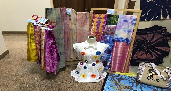 قسم الاقتصاد المنزلي بكلية المندق يبهر الحضور في افتتاح معرض الأزياء السنوي