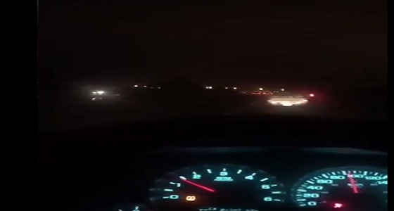 بالفيديو.. الدفاع المدني السعودي يشارك بعمليات الإنقاذ في سيول الكويت