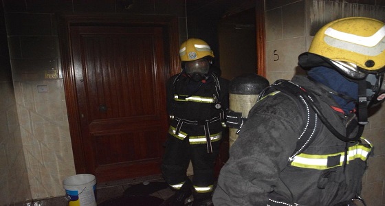 بالصور.. نشوب حريق بشقة في جدة نتيجة تسرب الغاز