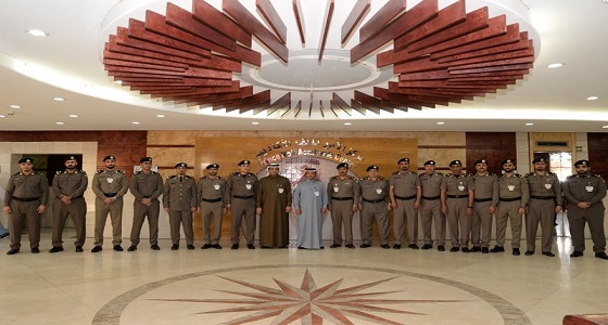 العميد الداود يقلد عددا من ضباط  قوى الأمن رتبهم الجديدة