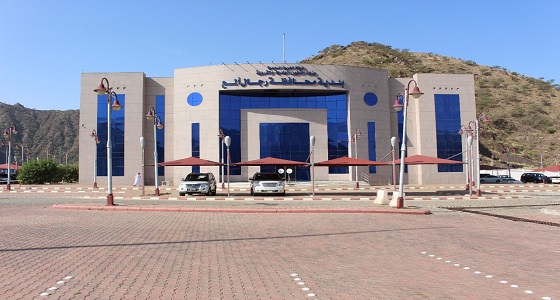 بلدية رجال ألمع تدعو المواطنين لتقديم ملاحظاتهم على الخدمات