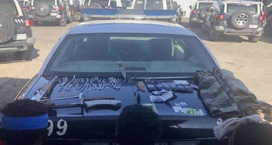 الإطاحة بإفريقي من أخطر مروجي السلاح في عسير