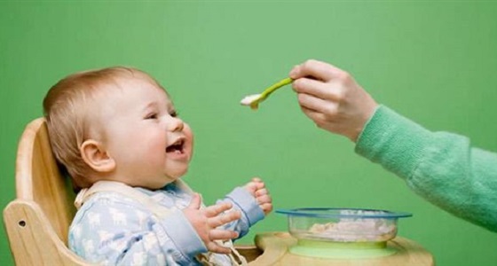 11 نصيحة قبل البدء في إطعام الأطفال الرضع