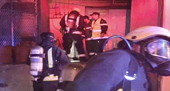 بالصور.. إندلاع حريق بمطعم في الباحة إثر إهمال العاملين