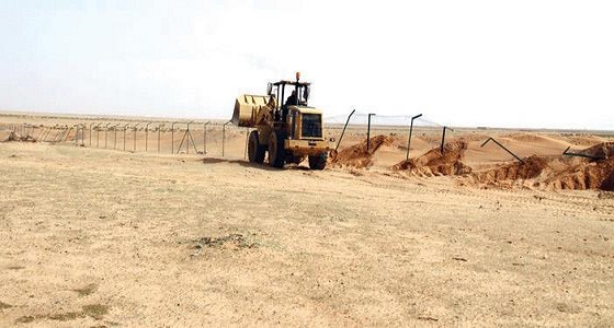 إزالة تعديات طالت مواقع حكومية بمحايل عسير