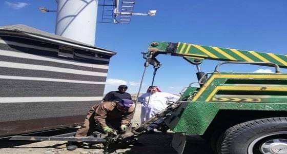 ” بلدية سلطان ” تغلق 5 عربات فود ترك وعدد من المقاهي