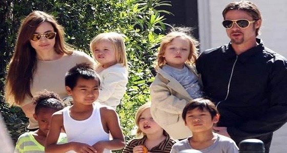 قبل تنفيذ إجراءات الطلاق.. أنجلينا جولي وبراد بيت يطلبون جلسة سرية