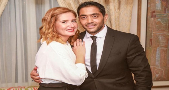 بالصور.. أحمد فلوكس وهنا شيحة في ” شهر العسل “