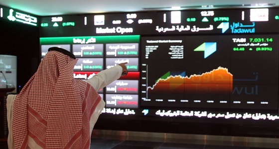 مؤشر سوق الأسهم يغلق مرتفعا