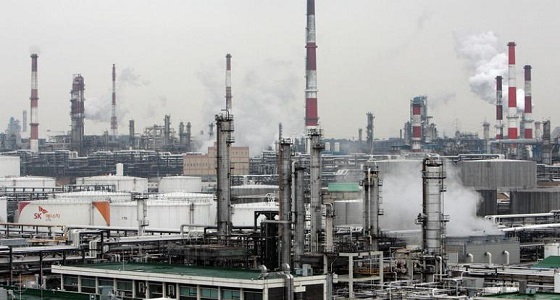 بعد إعادة فرض العقوبات.. أمريكا تسمح لـ 8 دول بشراء النفط الإيراني