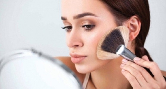 أخطاء بالمكياج يلاحظها الرجال.. احذريها