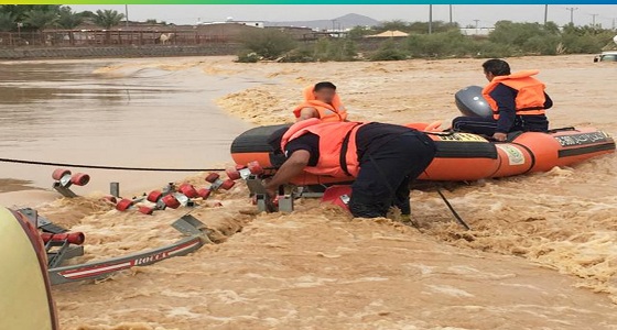 بالصور.. التماسات كهربائية وسقوط أشجار وتضرر منازل بسبب أمطار ينبع