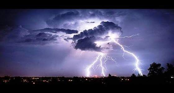 ” الدفاع المدني ” يناشد المواطنين باتباع خطوات السلامة عند الصواعق