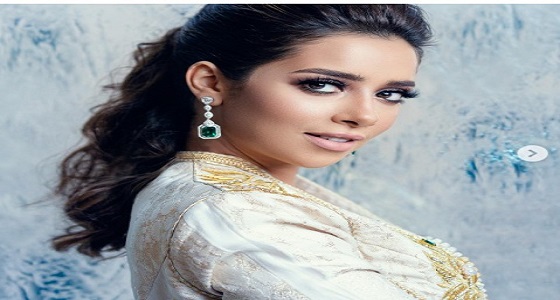بالصور.. بلقيس تظهر بإطلالة جديدة في حفل زفاف