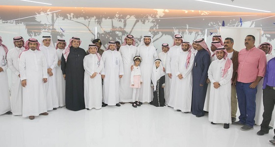 وزير الصحة يدشن المشاريع التطويرية وبرج الطوارئ بمستشفى الايمان